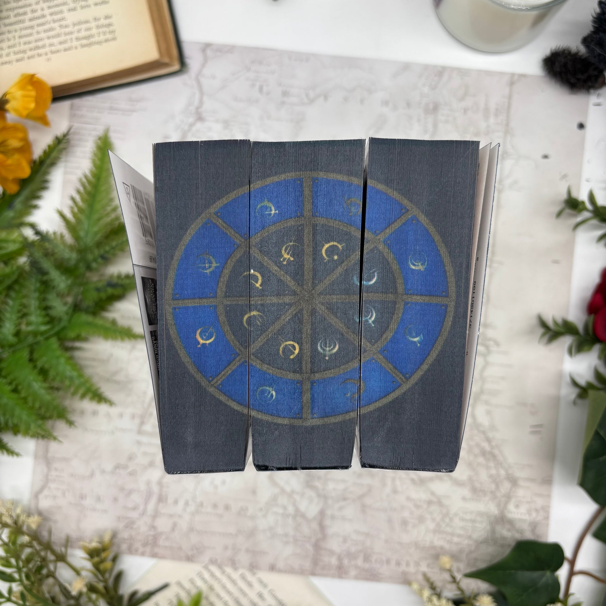 Custom fantasy book edge – Mistborn special edition