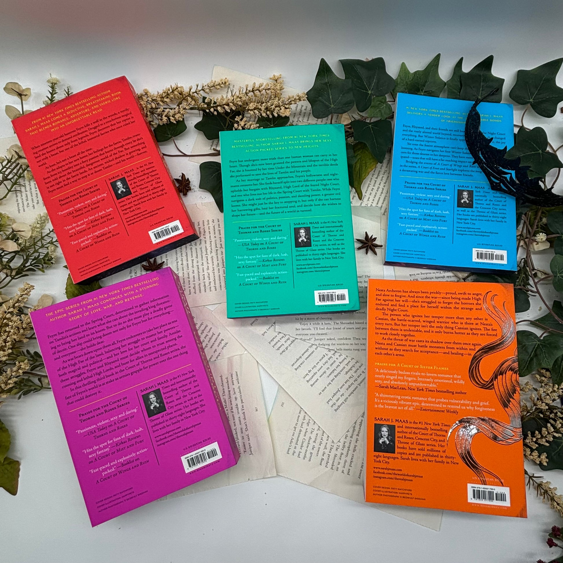 Velaris Edition of A Court of Thorns and Roses box set arranged with original cover design and new custom edges