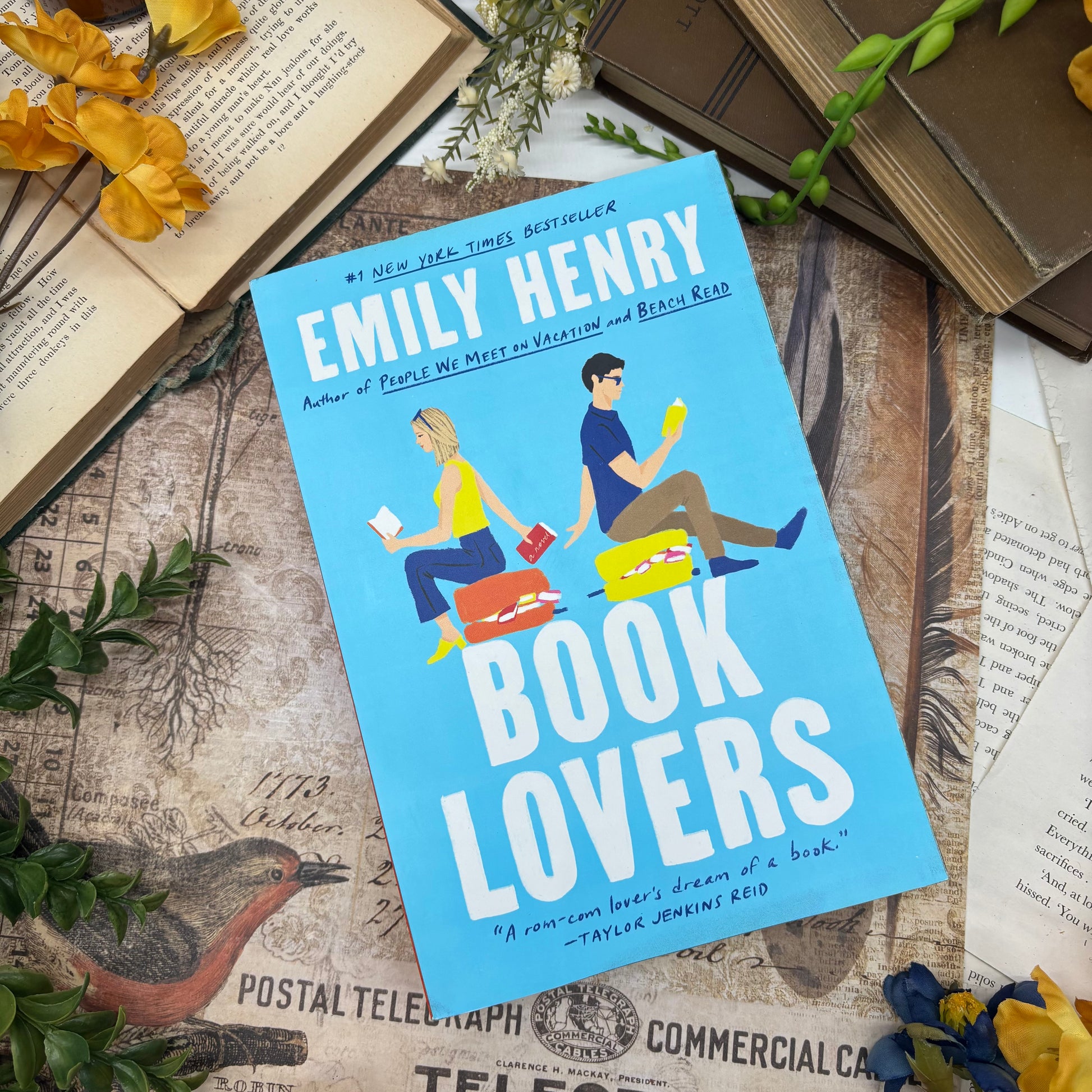 Special edition Book Lovers with sprayed edges by Bibliapolis Books front cover
