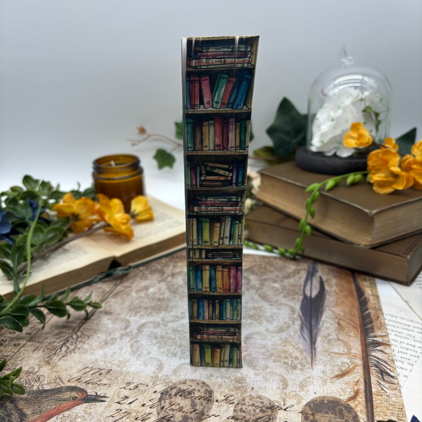 Special edition Book Lovers with sprayed edges by Bibliapolis Books main edge