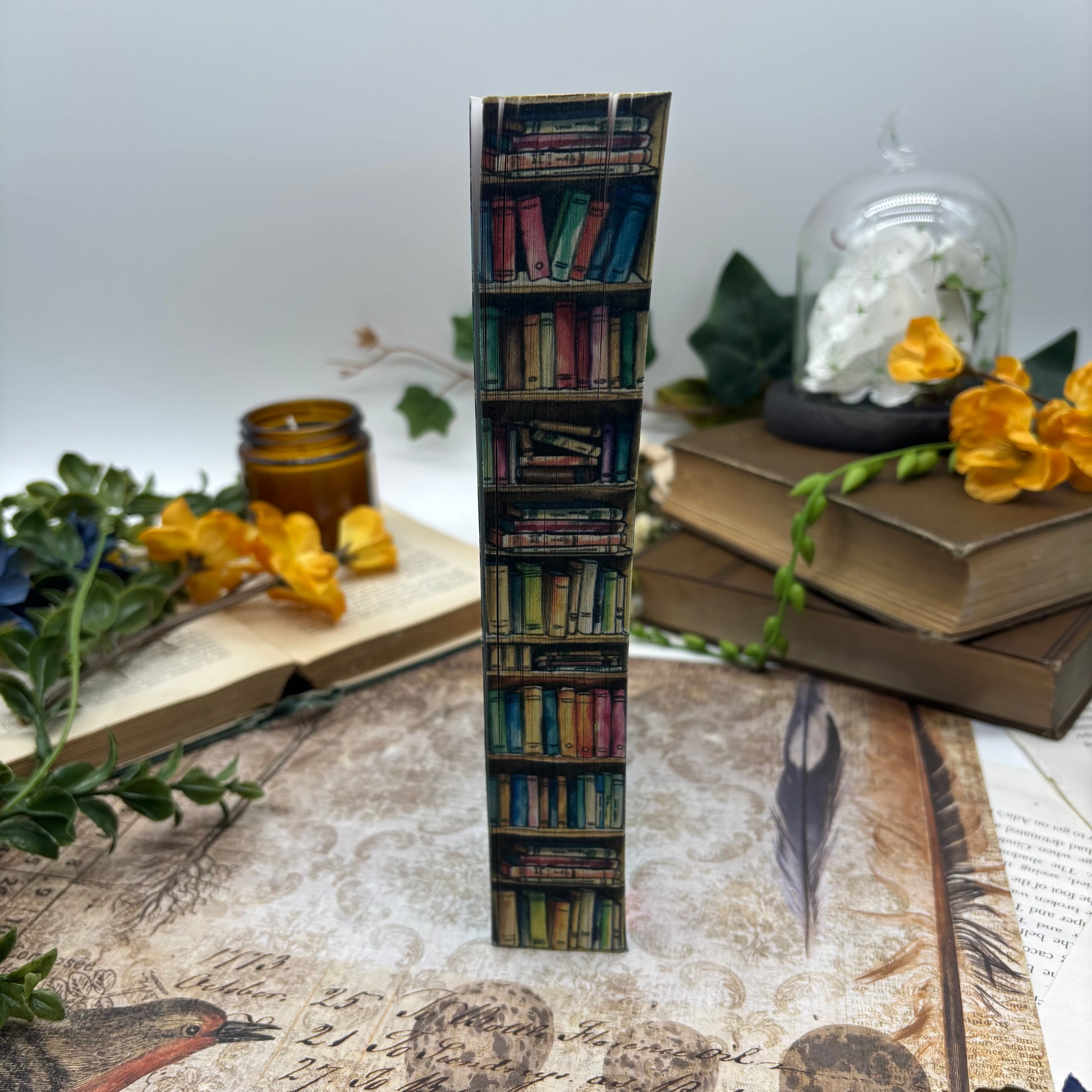 Special edition Book Lovers with sprayed edges by Bibliapolis Books main edge