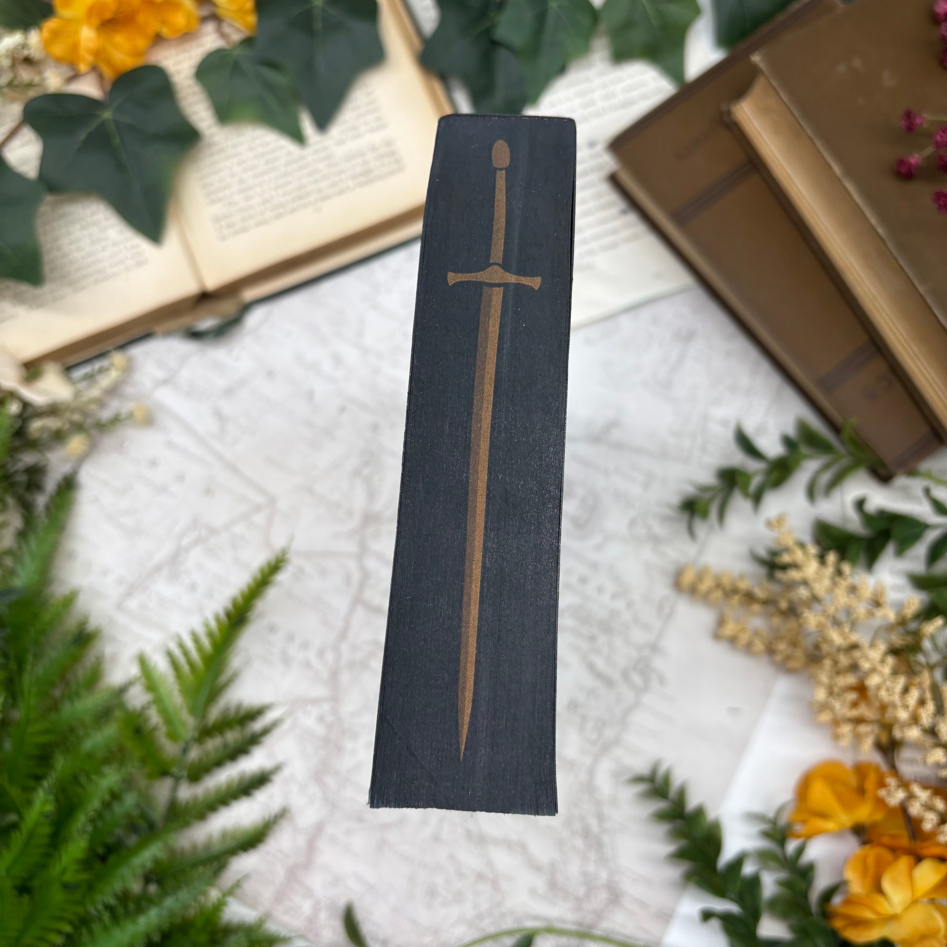 Dune special edition paperback with stenciled edges by Frank Herbert top