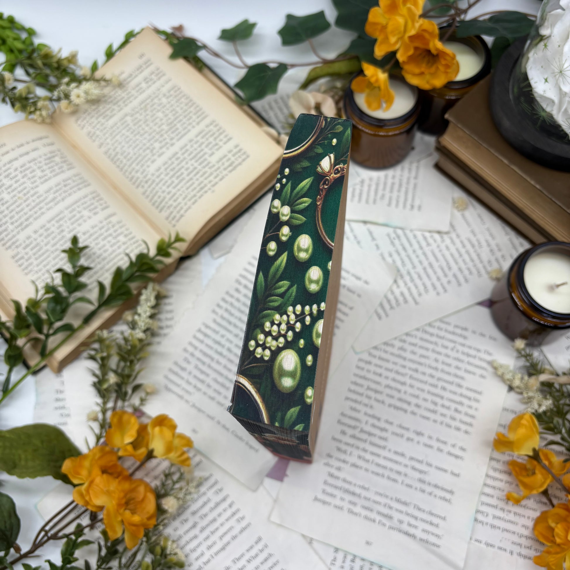 Taylor Jenkins Reid collector’s edition book with printed book edges