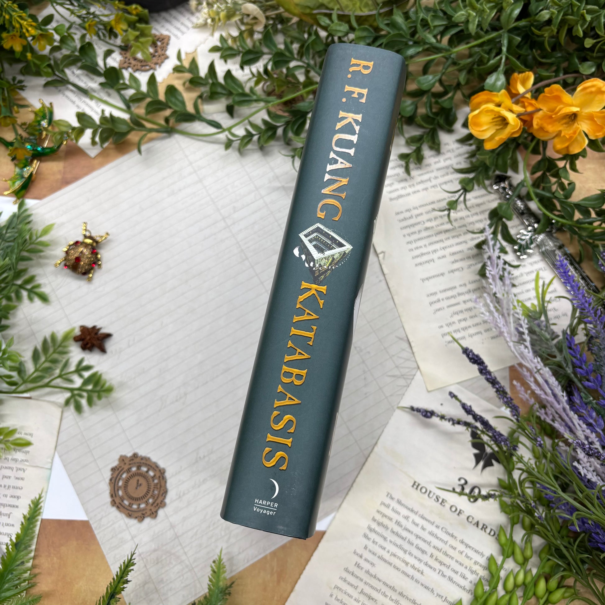 Katabasis by R. F. Kuang special edition hardcover with custom designed edges spine view