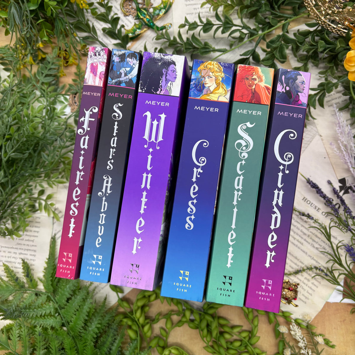 The Lunar Chronicles by Marissa Meyer paperback set with custom edges spines