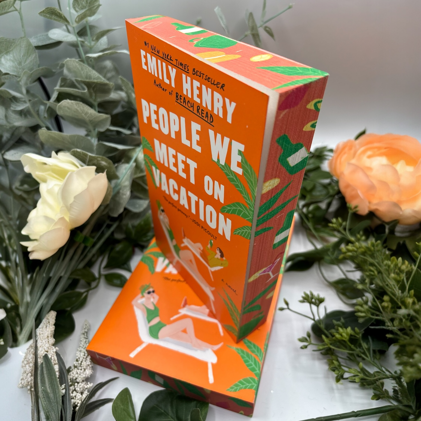 People We Meet on Vacation by Emily Henry special edition paperback with custom designed edges front view