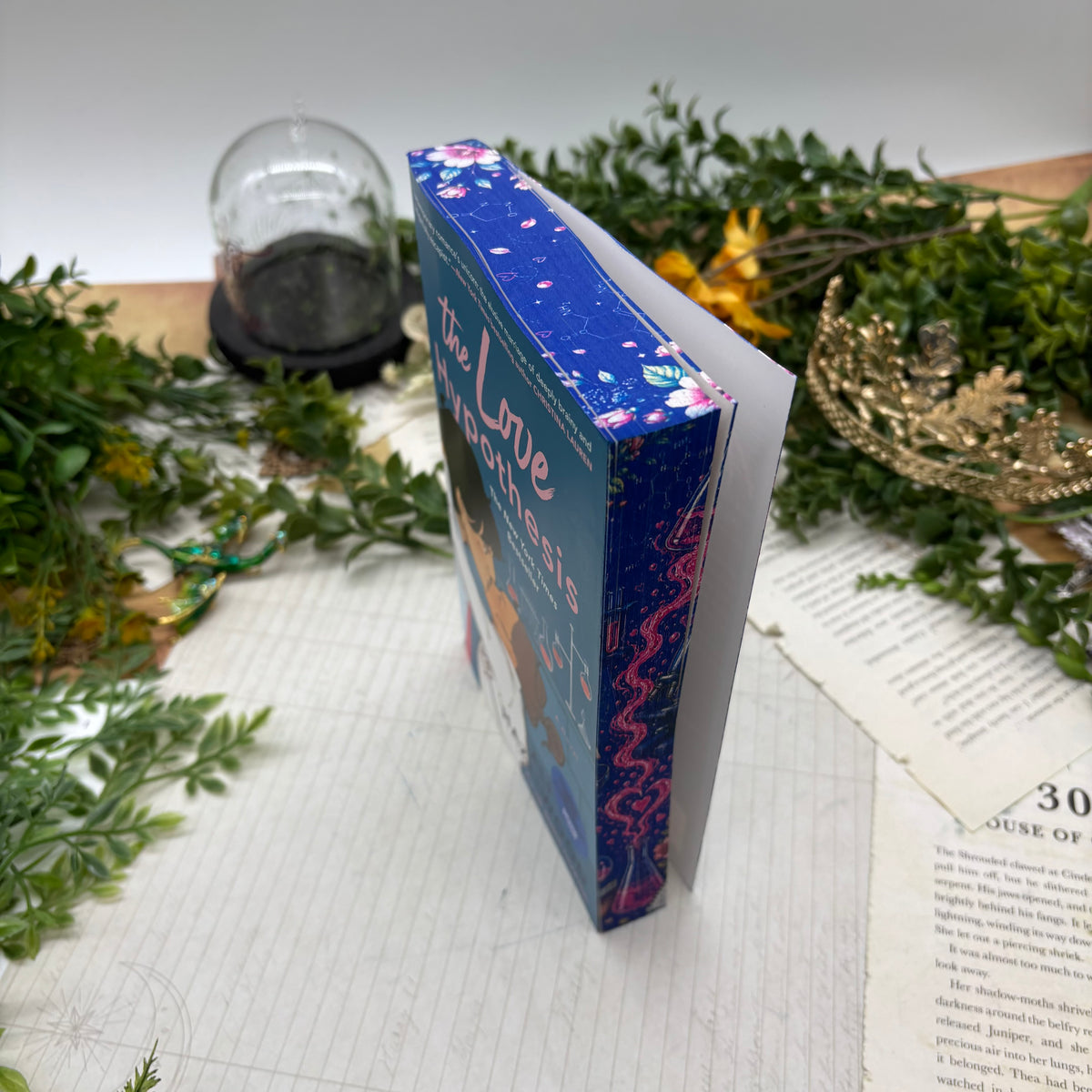 The Love Hypothesis by Ali Hazelwood special edition paperback with custom designed edges top
